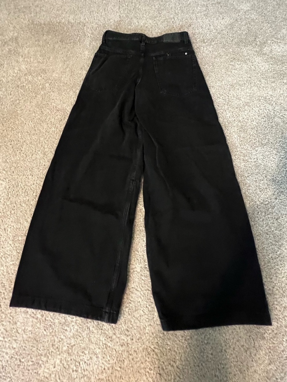 ⚫️COTTON ON: Men’s size 32, black Y2K super wide style denim jeans, preowned⚫️ - Picture 12 of 14